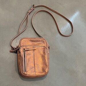 Elegant American Leather Co Rose gold Crossbody Bag